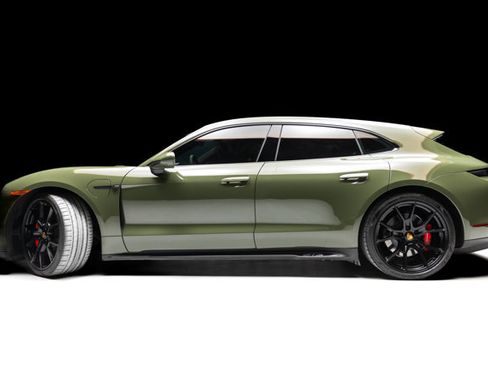 Used 2023 Porsche Taycan GTS image 24