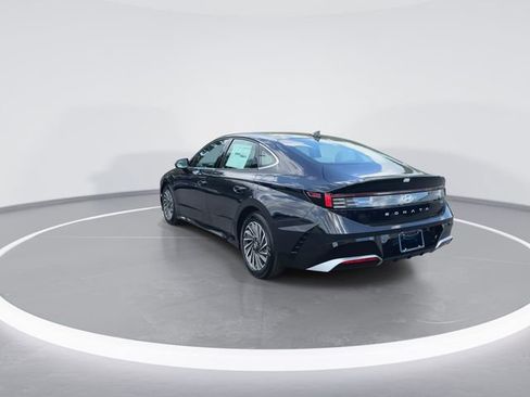 New 2026 Hyundai Sonata SEL FWD image 6