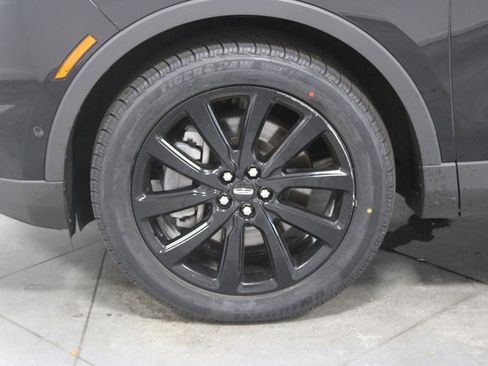 Used 2022 Lincoln Nautilus Reserve w/ Equipment Group 201A image 17