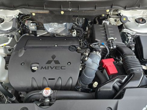 Used 2024 Mitsubishi Outlander Sport SE image 25