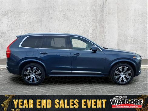 Used 2021 Volvo XC90 T6 Inscription w/ Lounge Package image 2
