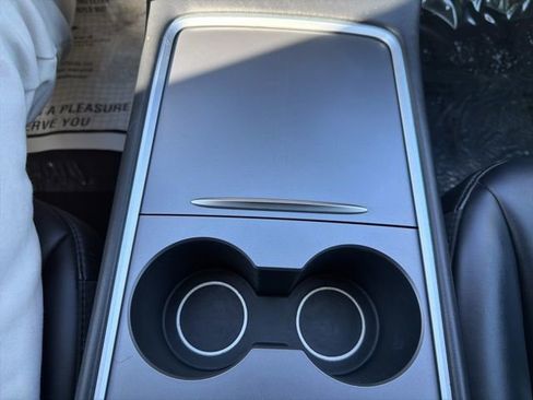Used 2023 Tesla Model 3 Standard Range image 42