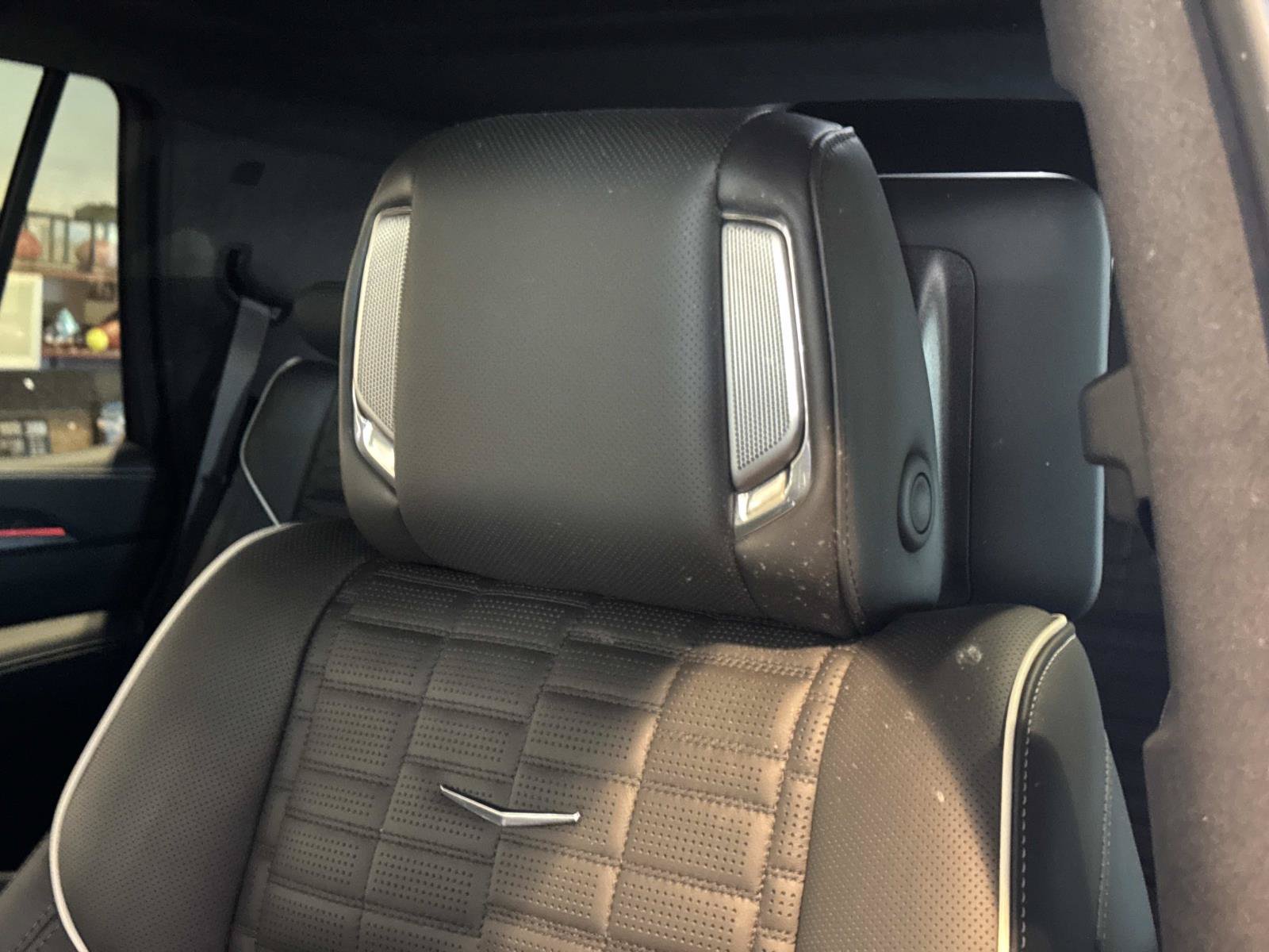Used 2026 Cadillac Escalade V w/ LPO, ONYX Package AWD/4WD image 13