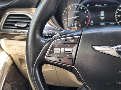 Used 2017 Genesis G90 3.3T Premium RWD image 30