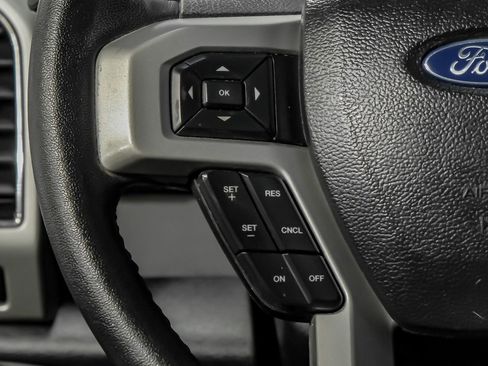 Used 2019 Ford F250 Lariat w/ Lariat Ultimate Package AWD/4WD image 16