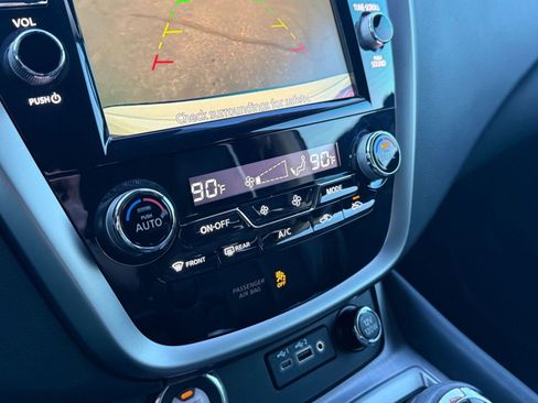 Used 2024 Nissan Murano SV w/ SV Midnight Edition Package image 28