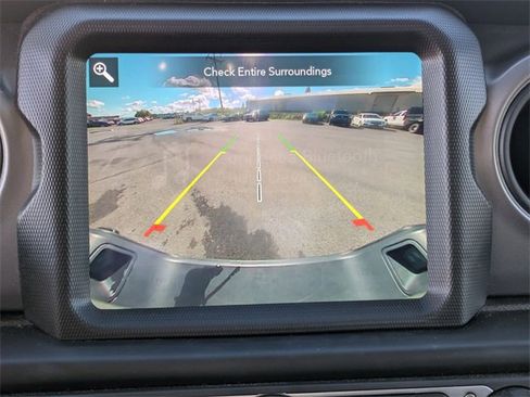 Used 2022 Jeep Gladiator Willys image 14