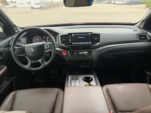 Used 2025 Honda Ridgeline RTL image 12