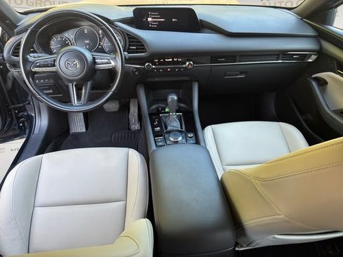 Used 2021 MAZDA MAZDA3 s FWD image 10