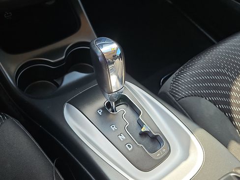 Used 2018 Dodge Journey SE w/ Connectivity Group image 21