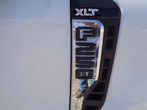 Used 2024 Ford F250 XLT w/ FX4 Off-Road Package image 27