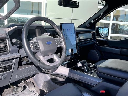 Used 2023 Ford F150 Lightning Lariat image 14