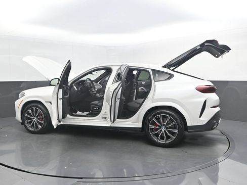 Used 2022 BMW X6 xDrive40i w/ Executive Package AWD/4WD image 51