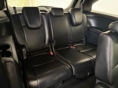 Used 2023 Honda Odyssey Sport image 13