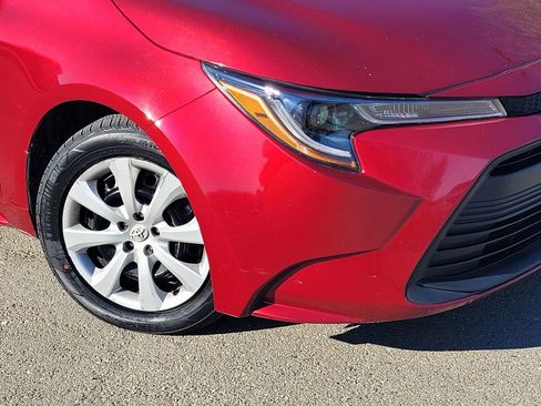Used 2024 Toyota Corolla LE image 9