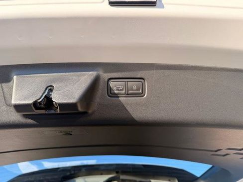 Used 2026 Hyundai Santa Fe Limited image 35