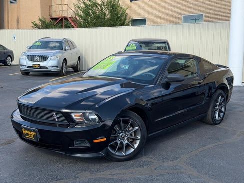 Used 2012 Ford Mustang Premium w/ Electronics Pkg RWD image 39