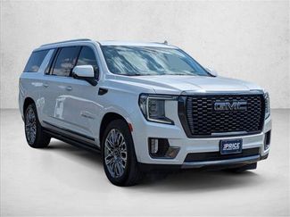 Used 2023 GMC Yukon XL Denali Ultimate AWD/4WD video 3