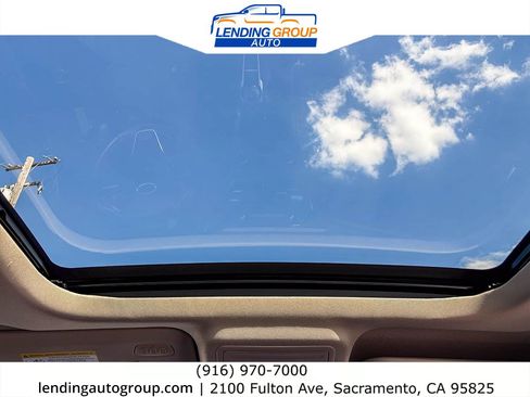 Used 2020 Ford Escape Titanium w/ Titanium Premium Package 2.0 AWD/4WD image 15