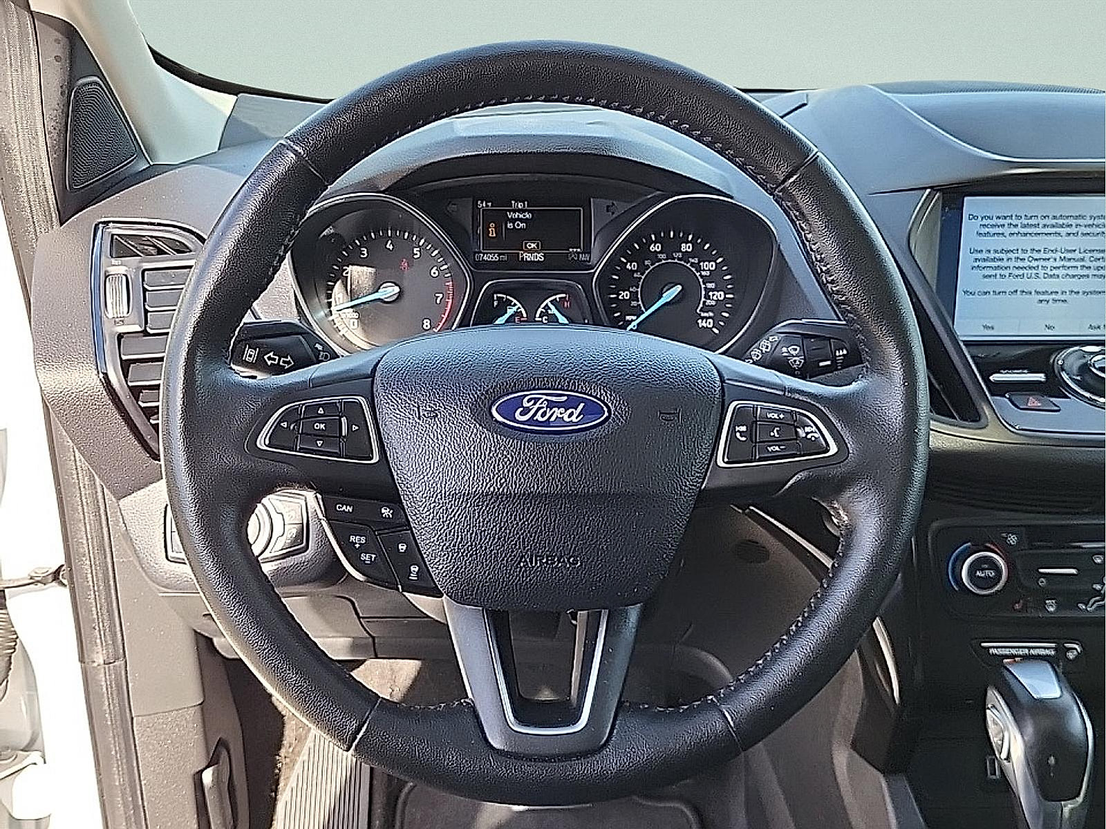 Used 2019 Ford Escape Titanium AWD/4WD image 16