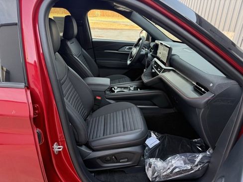 New 2025 Ford Explorer ST-Line w/ Premium Package image 11