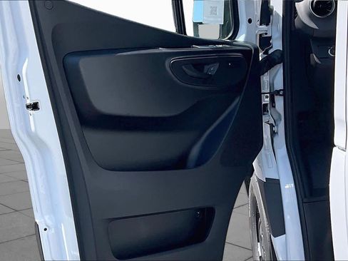 New 2026 Mercedes-Benz Sprinter 2500 image 11
