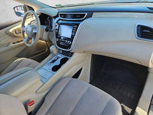 Used 2017 Nissan Murano SV image 18