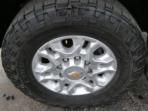 Certified 2021 Chevrolet Silverado 2500 LT w/ Fleet Comfort Package image 11