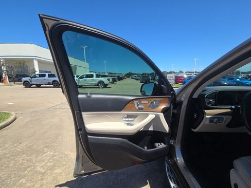 Used 2022 Mercedes-Benz GLE 350 image 14