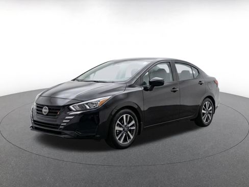 Used 2025 Nissan Versa SV FWD image 3