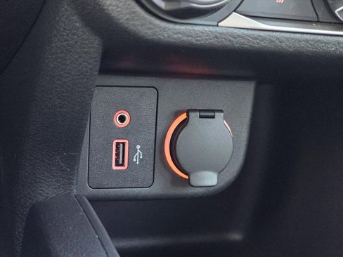 Used 2024 Nissan Kicks S image 18