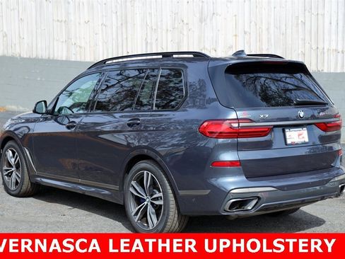 Used 2022 BMW X7 M50i w/ Cold Weather Package image 5