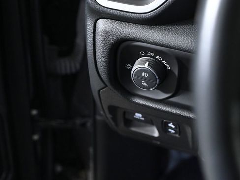 Used 2022 RAM 1500 Big Horn image 35