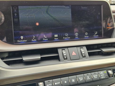 Used 2019 Lexus ES 300h w/ Accessory Package 2 FWD image 13