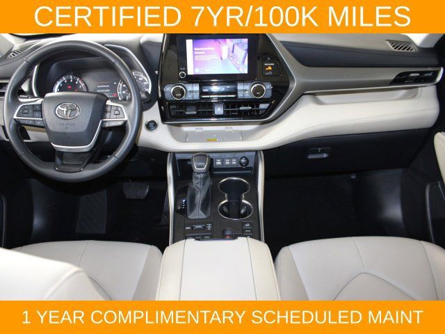 Used 2024 Toyota Highlander XLE AWD/4WD image 14