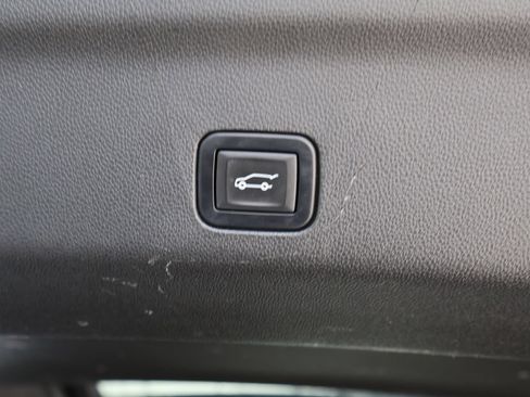 Used 2021 GMC Yukon AT4 w/ Rear Media and Nav Package AWD/4WD image 12