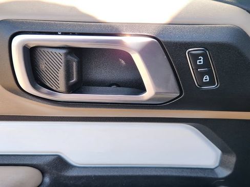 Used 2023 Ford Bronco Wildtrak AWD/4WD image 24