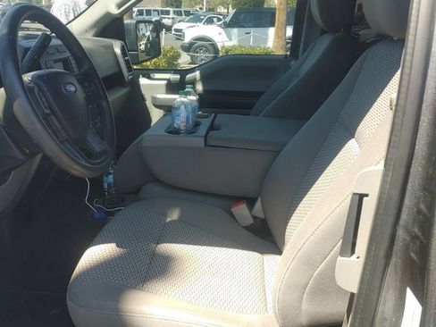 Used 2018 Ford F150 XLT AWD/4WD image 3