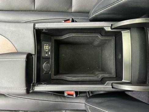 Used 2022 Lexus RX 350L Premium w/ Premium Package image 21