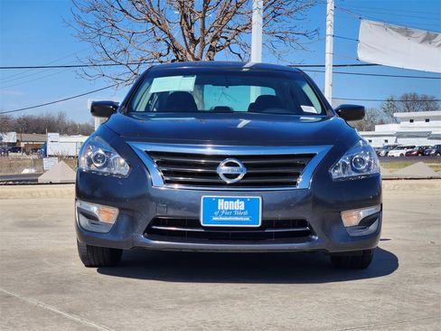 Used 2013 Nissan Altima 2.5 S image 2