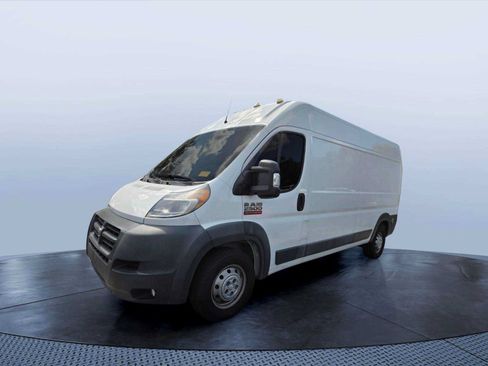 Used 2018 RAM ProMaster 2500 FWD image 3