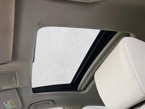 Used 2021 Honda Accord Touring image 16