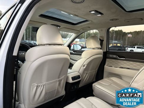 Used 2020 Hyundai Palisade Limited image 27
