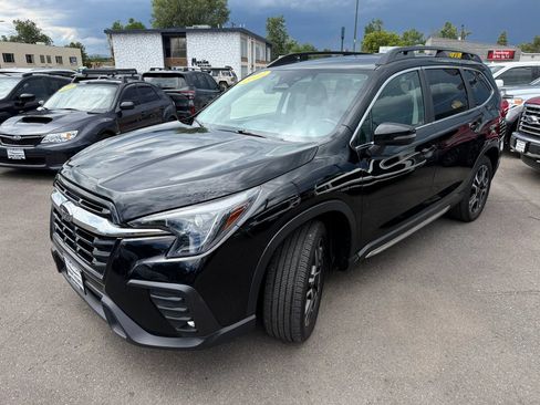 Used 2023 Subaru Ascent Limited AWD/4WD image 5