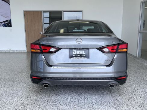 Used 2023 Nissan Altima 2.5 SL AWD/4WD image 14