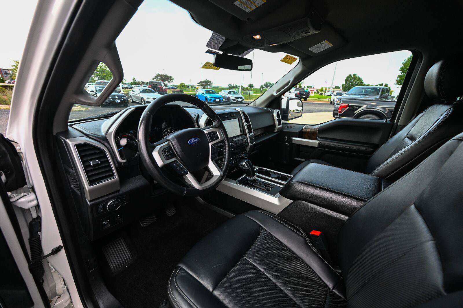 Used 2019 Ford F150 Lariat w/ Trailer Tow Package AWD/4WD image 18