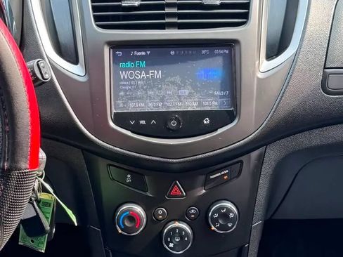 Used 2016 Chevrolet Trax LS FWD image 17
