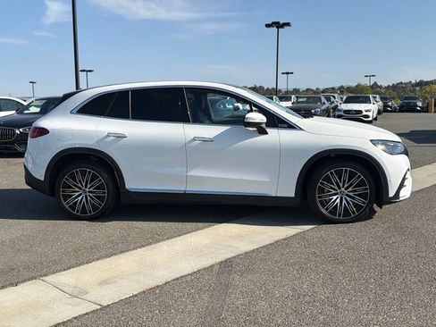 Used 2023 Mercedes-Benz EQE 500 4MATIC SUV image 6