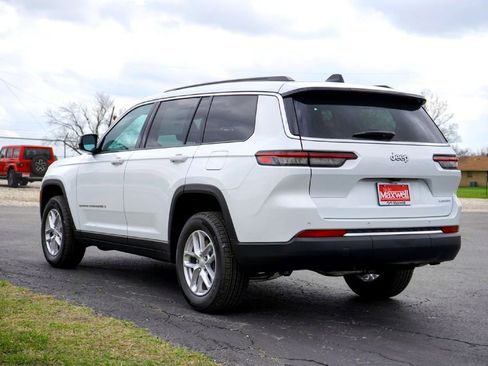 New 2026 Jeep Grand Cherokee L Laredo RWD image 8