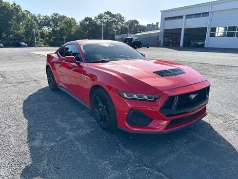 Used 2024 Ford Mustang GT RWD image 1